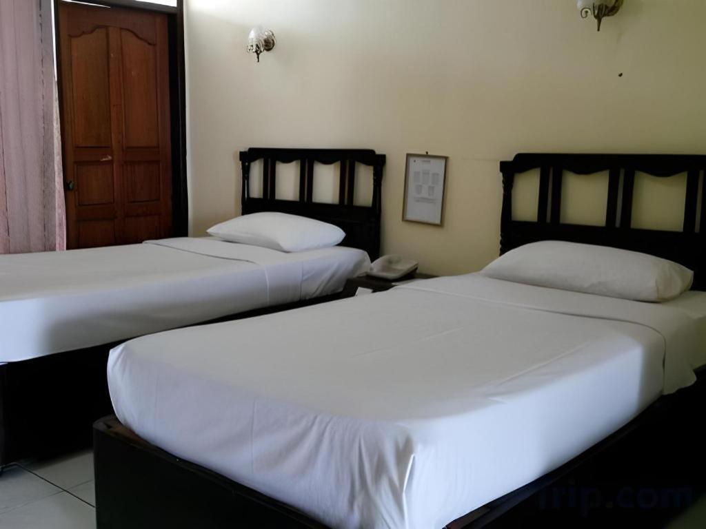 Hotel Benteng بوغيتّينغي المظهر الخارجي الصورة