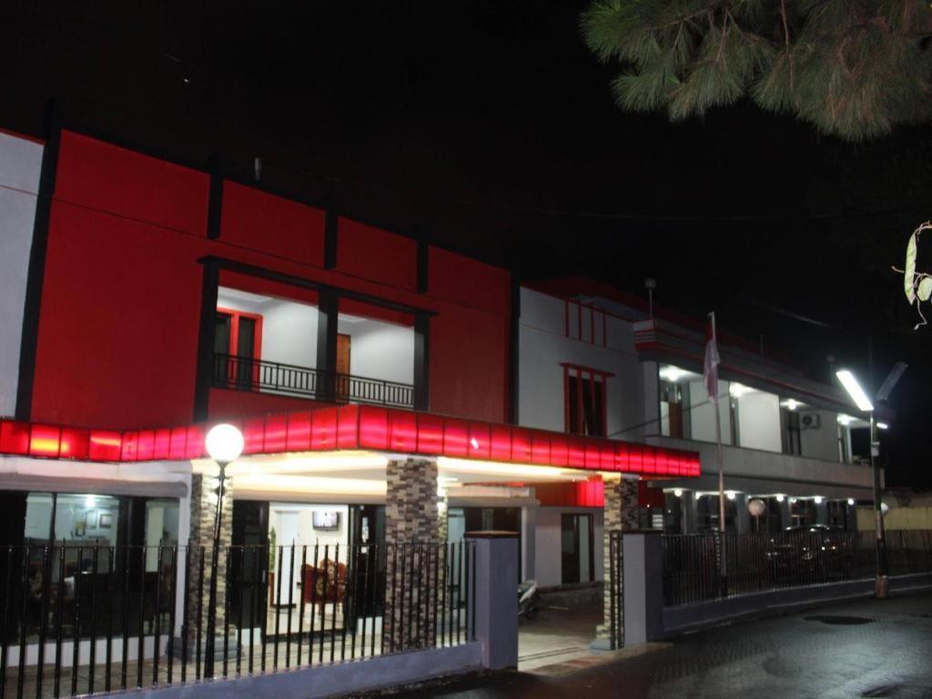 Hotel Benteng بوغيتّينغي المظهر الخارجي الصورة