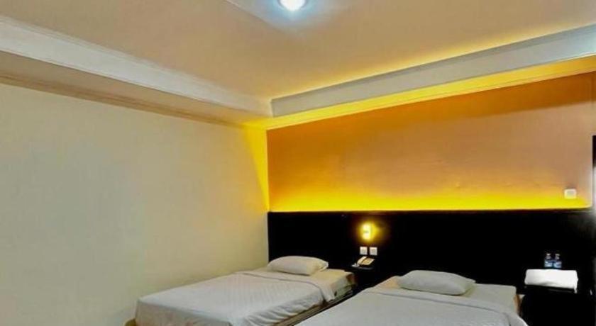 Hotel Benteng بوغيتّينغي المظهر الخارجي الصورة
