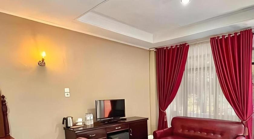 Hotel Benteng بوغيتّينغي المظهر الخارجي الصورة
