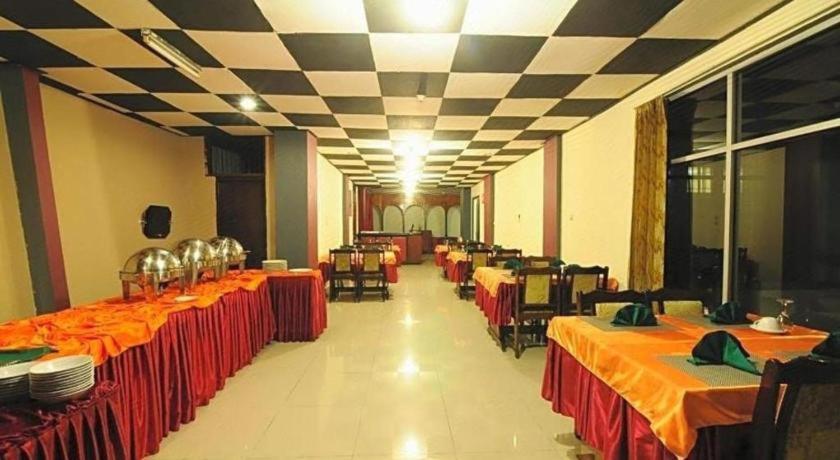Hotel Benteng بوغيتّينغي المظهر الخارجي الصورة
