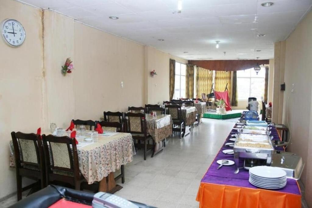 Hotel Benteng بوغيتّينغي المظهر الخارجي الصورة